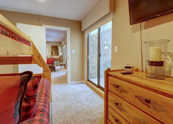 Apartment Cm216 3br 3ba *